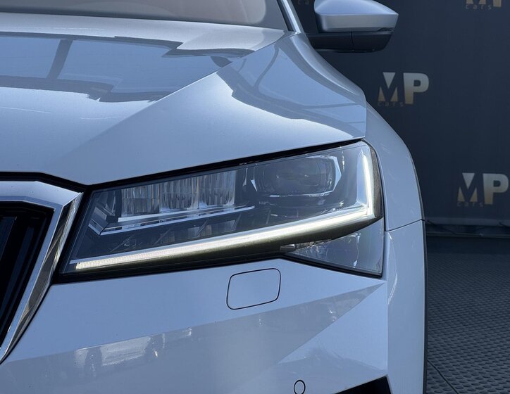 Škoda Superb Kombi 2,0 l 200 kw