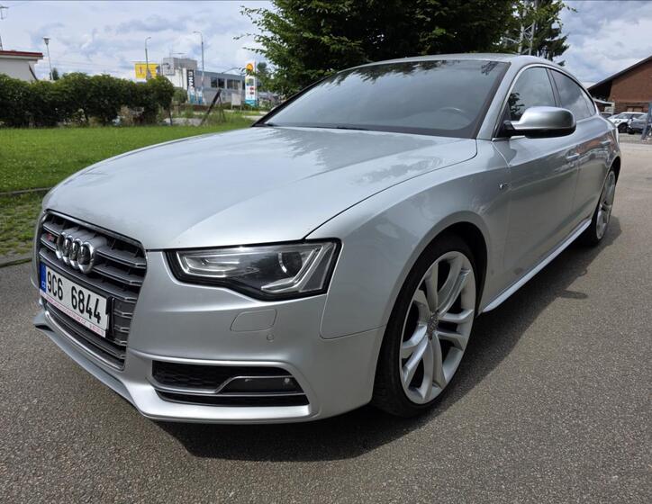 Audi S5 1