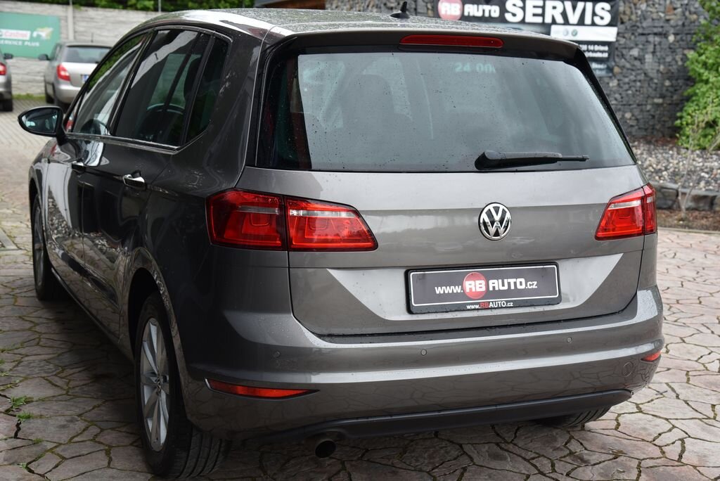 Volkswagen Golf Sportsvan MPV 1,2 l 81 kw