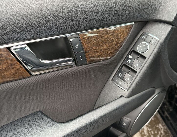 Mercedes-Benz Třídy C Sedan 1,8 l 135 kw