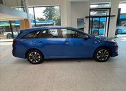 KIA Ceed 4