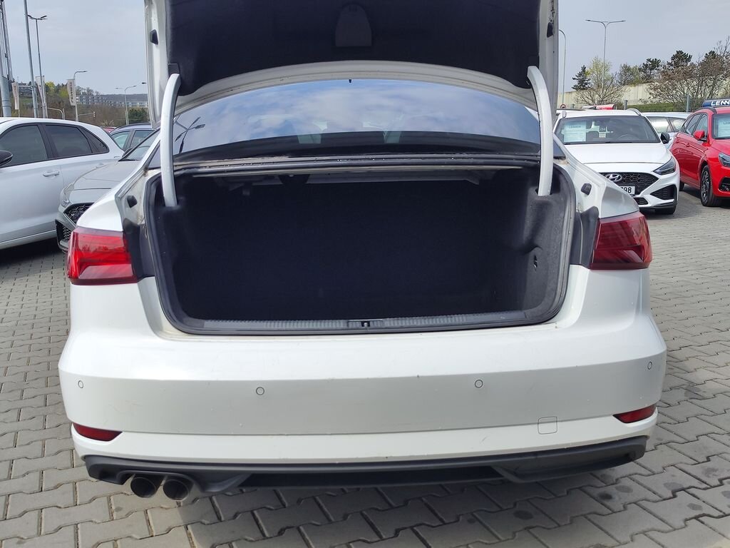 Audi A3 Sedan / Limuzína 2,0 l 110 kw