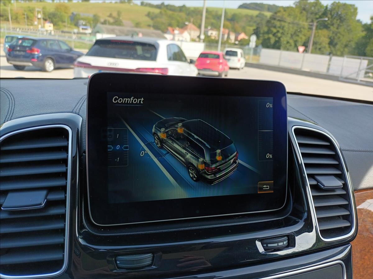 Mercedes-Benz GLS SUV 3,0 l 190 kw