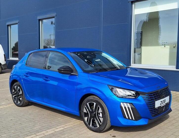 Peugeot 208 5
