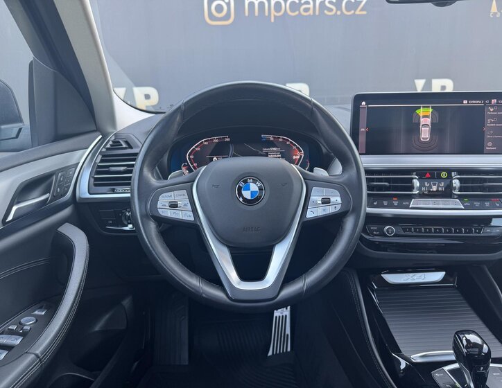 BMW X4 SUV / Terénní 2,0 l 140 kw