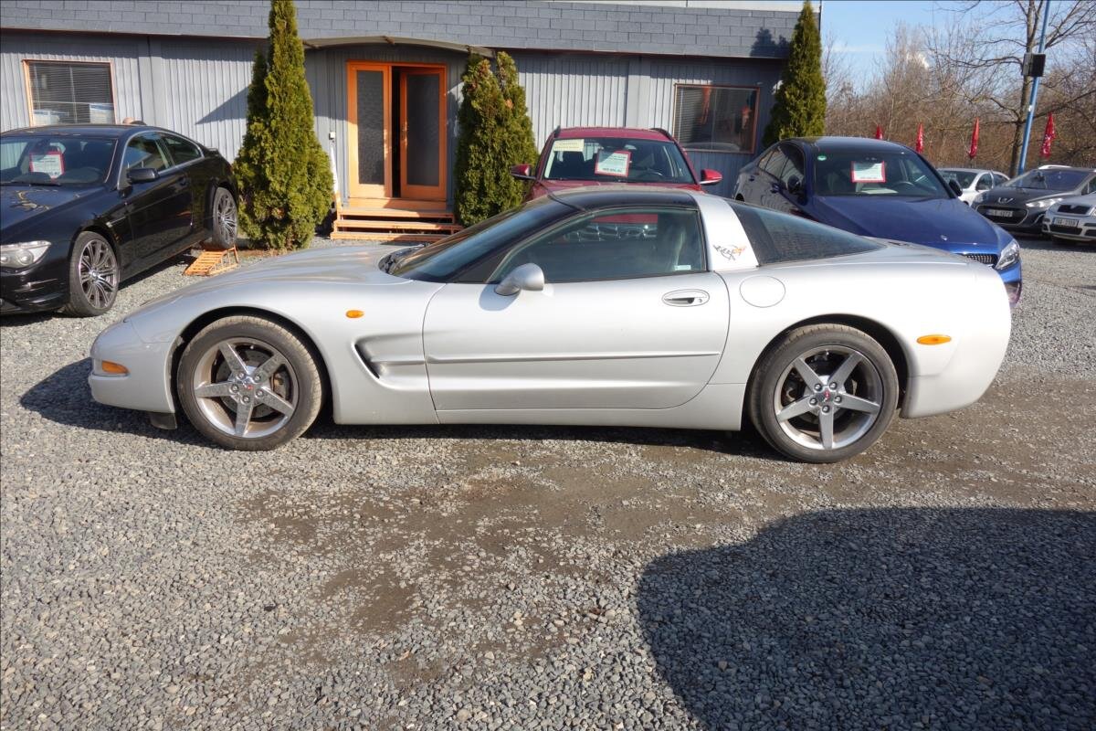 Chevrolet Corvette Kupé 5,7 l 253 kw