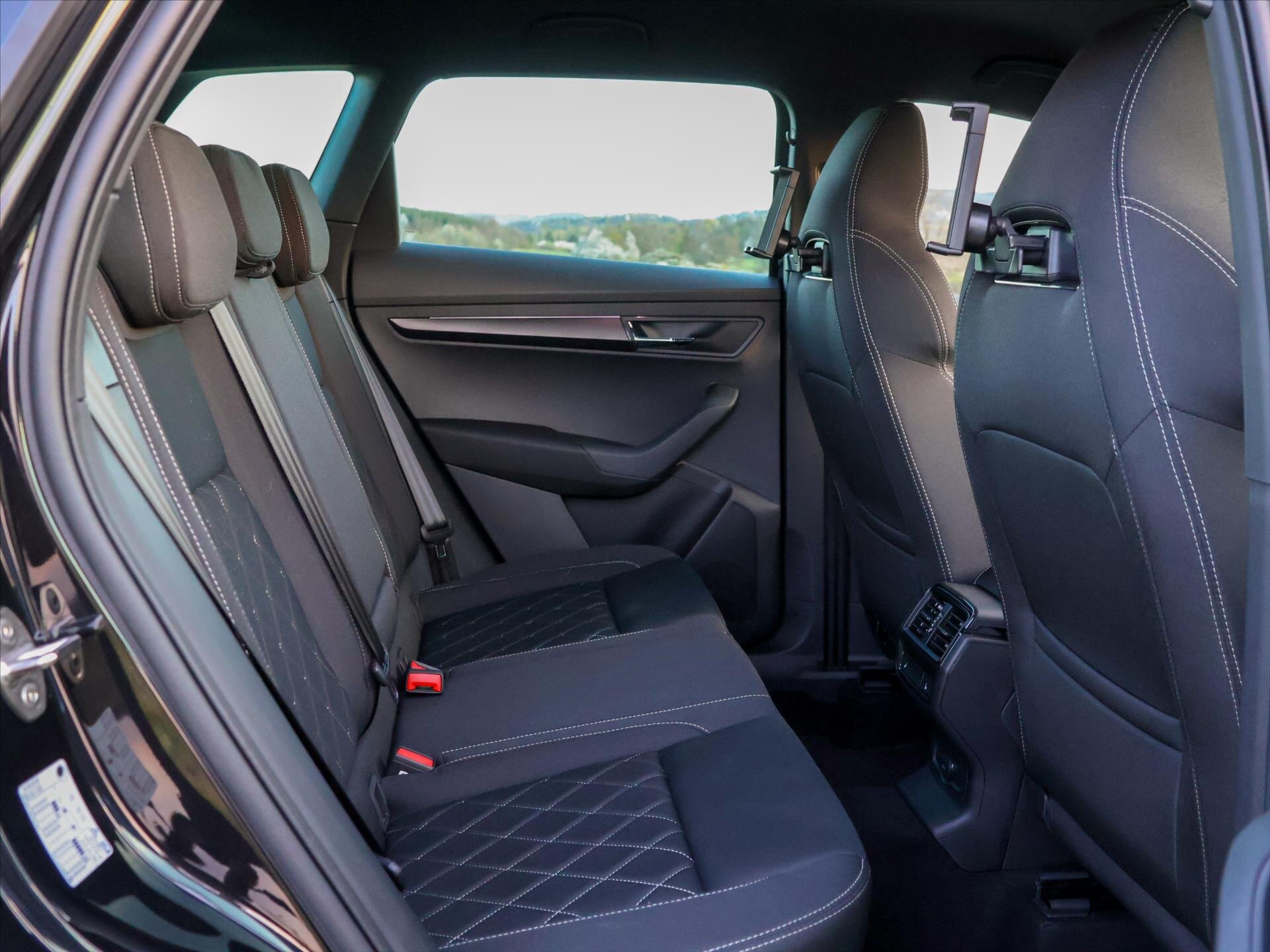 Škoda Karoq SUV / Terénní 2,0 l 110 kw