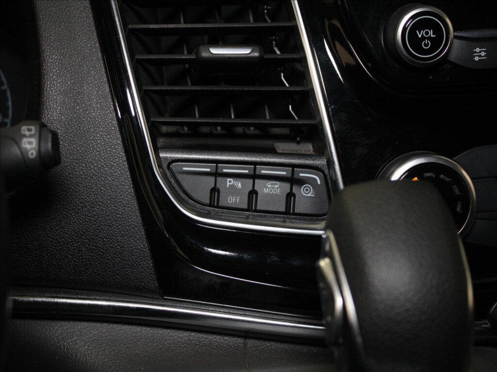 Ford Tourneo Custom MPV 2,0 l 136 kw