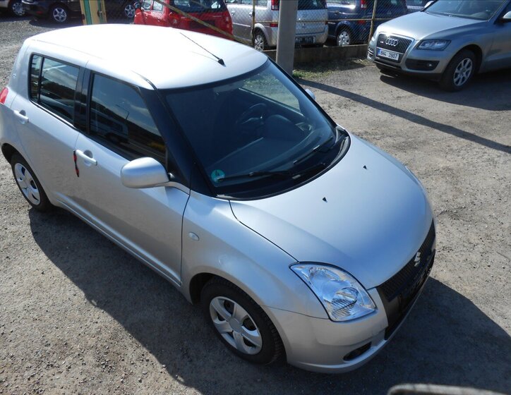 Suzuki Swift Hatchback 1,3 l 67 kw