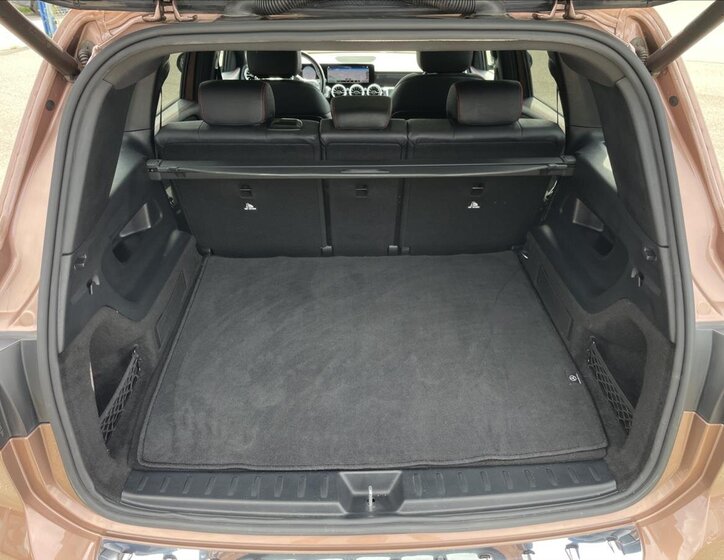 Mercedes-Benz GLB 67