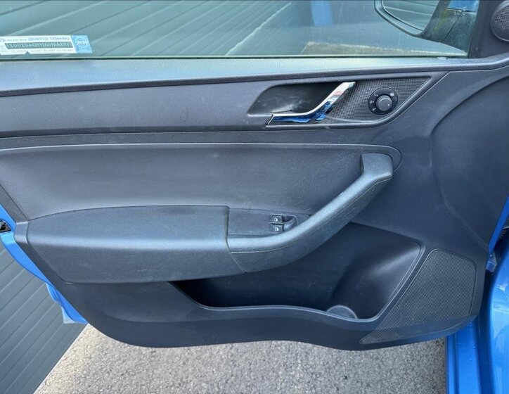 Škoda Rapid Liftback 1,2 l 63 kw