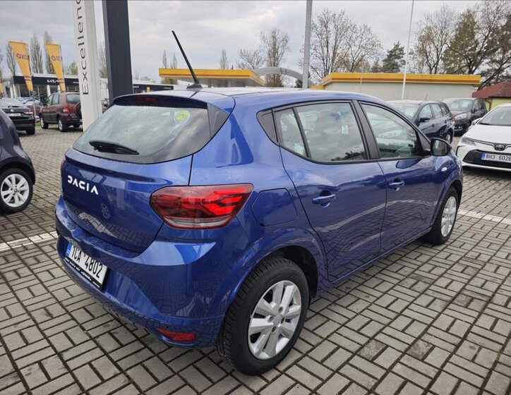 Dacia Sandero Hatchback 999,0 67 kw