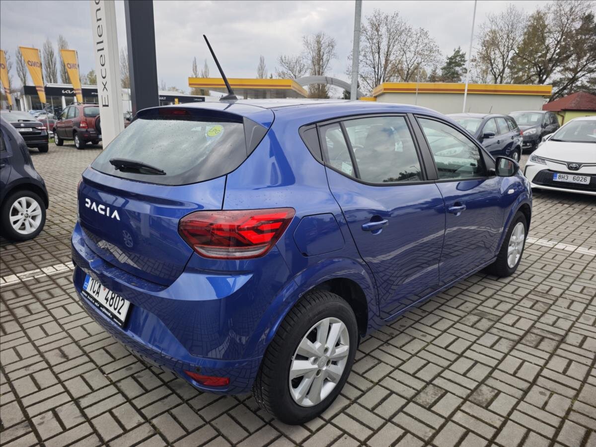 Dacia Sandero Hatchback 999,0 67 kw