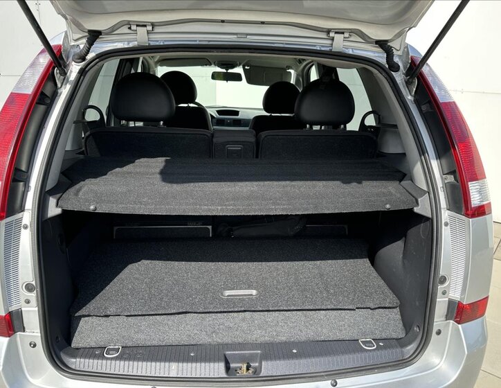 Opel Meriva MPV 1,6 l 74 kw