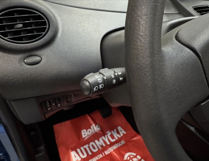 Renault Twingo Hatchback 1,1 l 55 kw