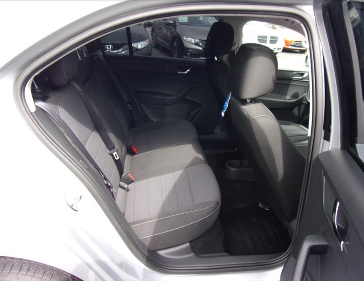 Škoda Rapid Sedan 1,6 l 77 kw