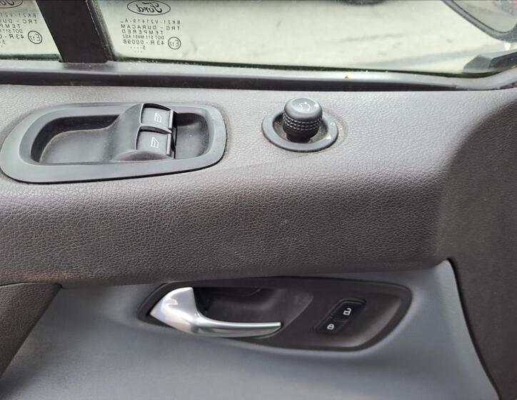 Ford Transit Custom 6