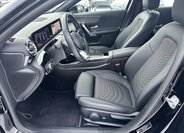 Mercedes-Benz Třídy A Hatchback 1,3 l 120 kw