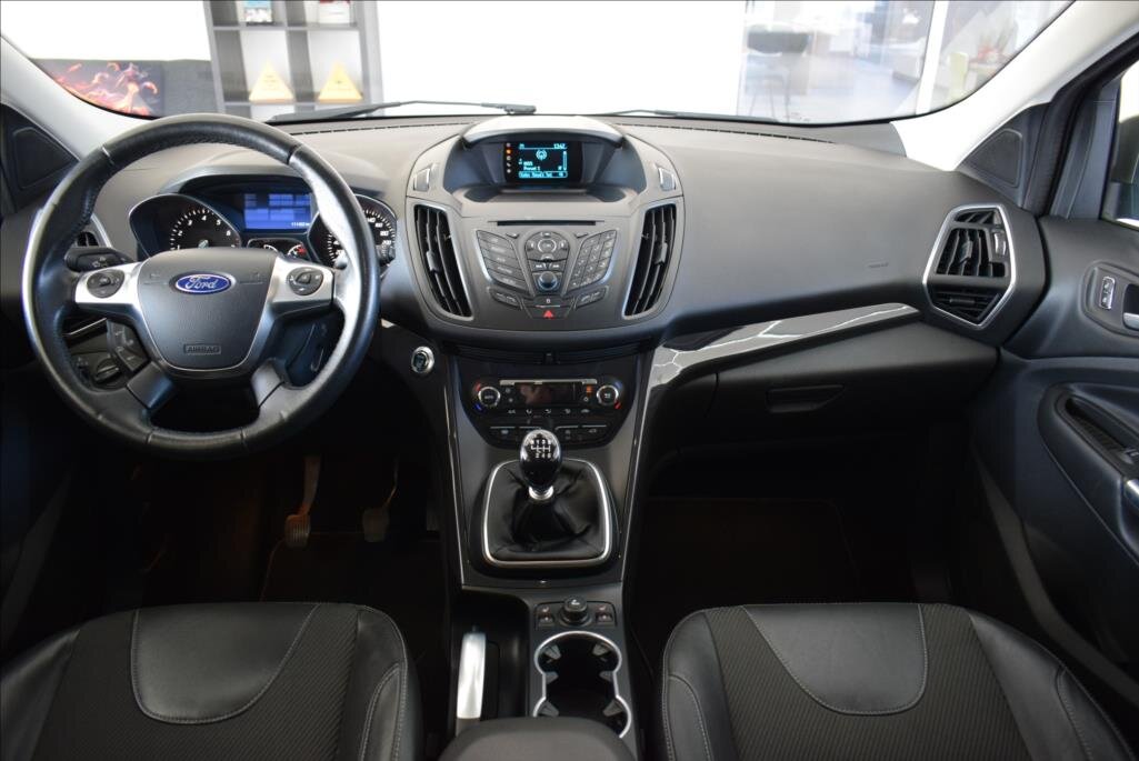 Ford Kuga SUV 1,5 l 110 kw