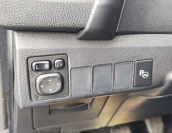 Toyota Auris Kombi 1,6 l 82 kw