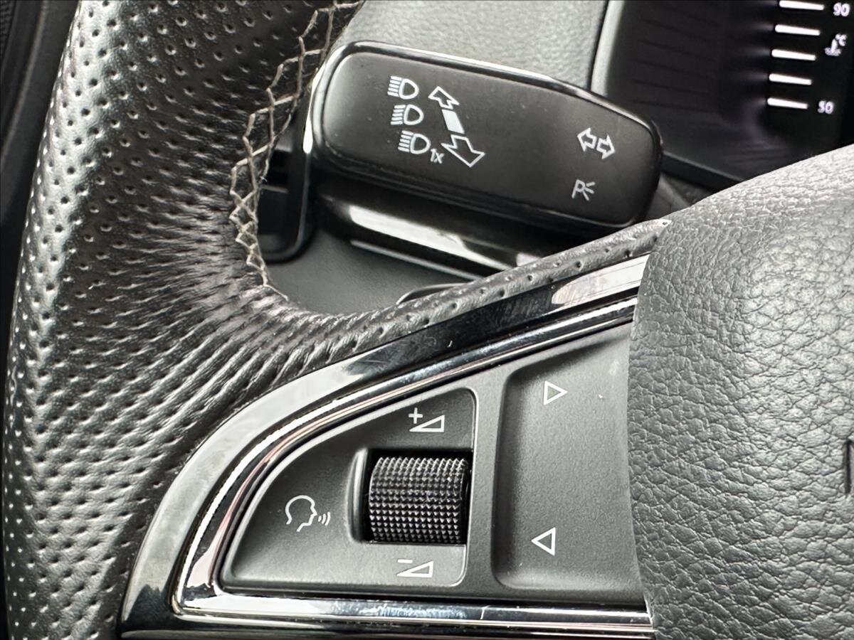 Škoda Karoq SUV / Terénní 2,0 l 140 kw