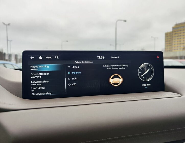 Ostatní Ostatní SUV 3,5 l 279 kw