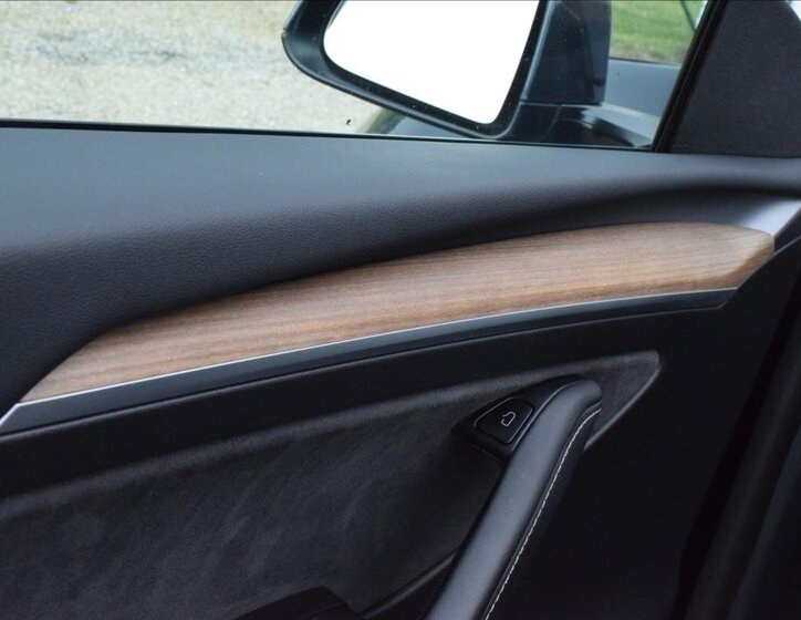 Tesla Model Y SUV / Terénní 0,0 378 kw