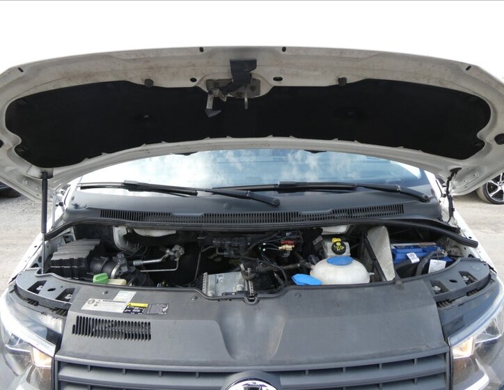 Volkswagen Transporter Skříň 2,0 l 75 kw