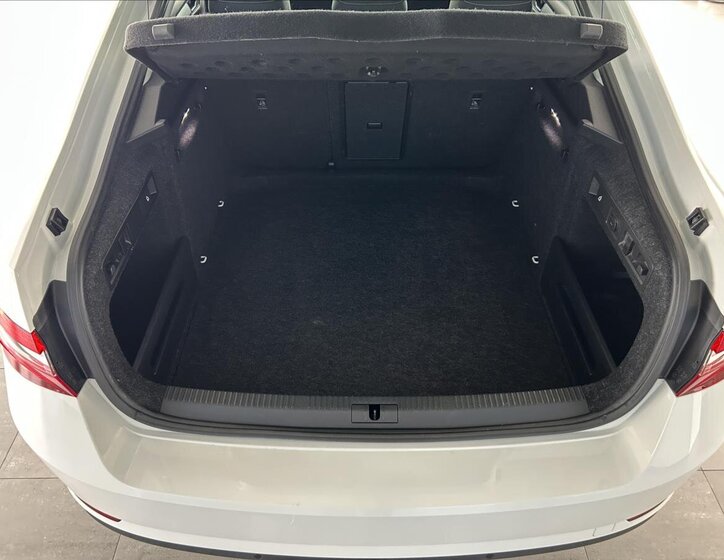 Škoda Superb Sedan 2,0 l 110 kw