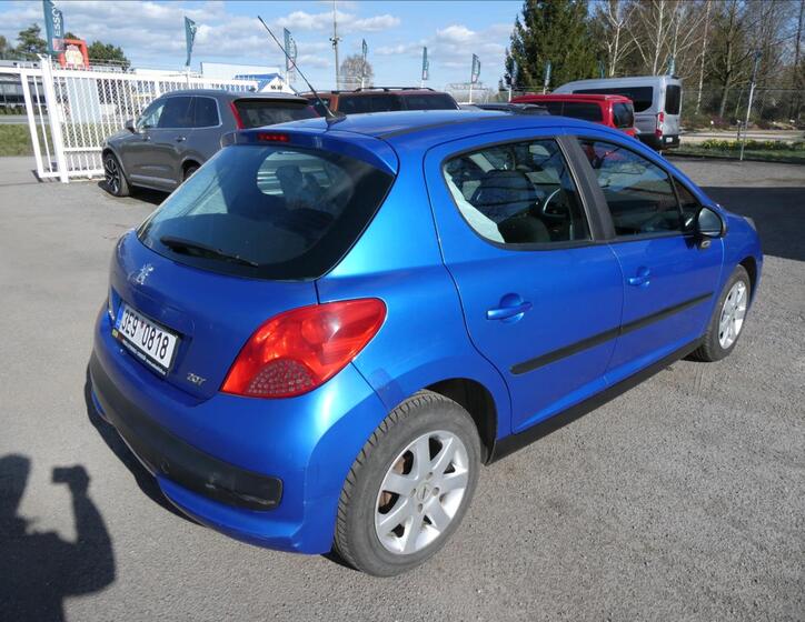 Peugeot 207 7