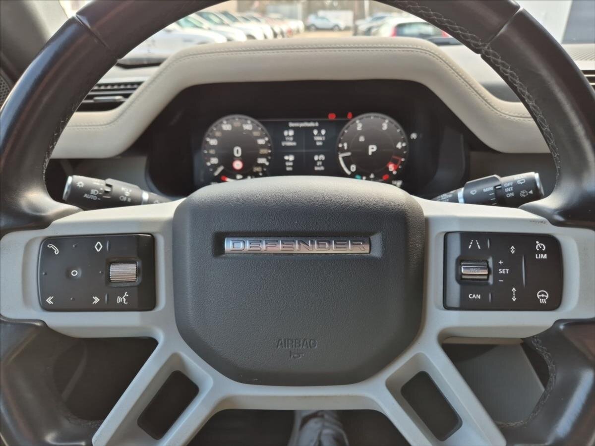 Land Rover Defender SUV / Terénní 3,0 l 147 kw