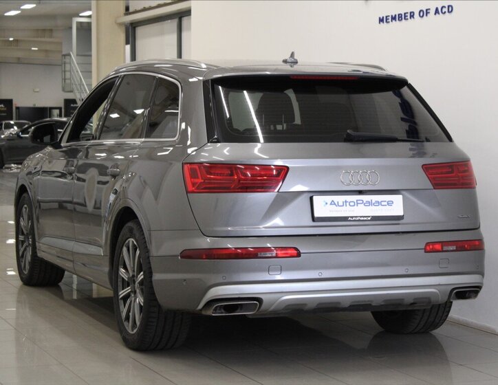 Audi Q7 3