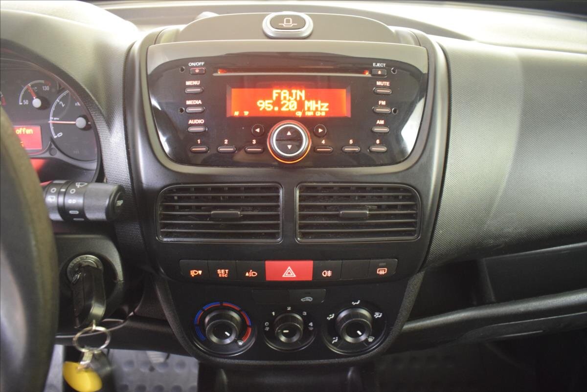 Opel Combo Ostatní 1,2 l 66 kw