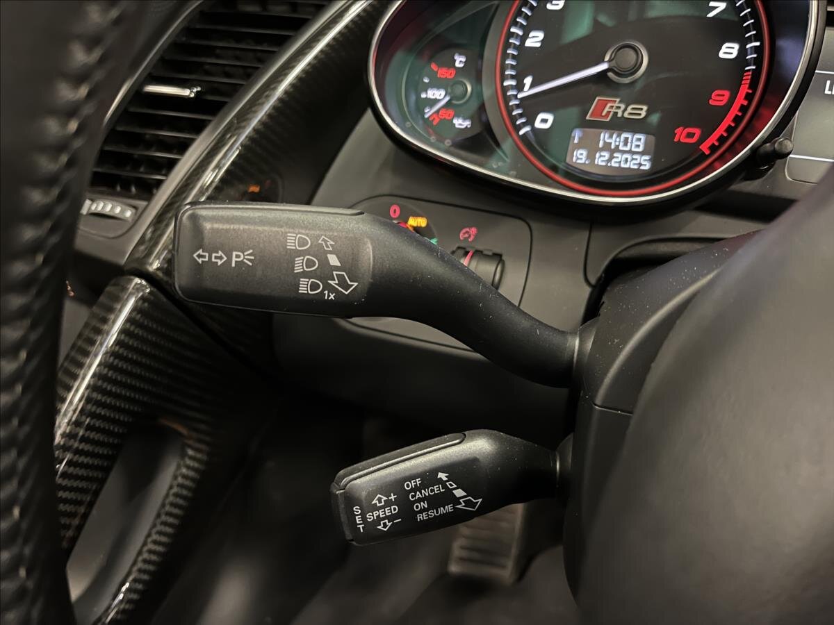 Audi R8 Kabriolet 5,2 l 386 kw