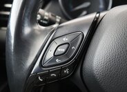 Toyota C-HR SUV / Terénní 1,8 l 72 kw
