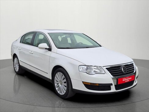 Volkswagen Passat Sedan / Limuzína 2,0 l 147 kw
