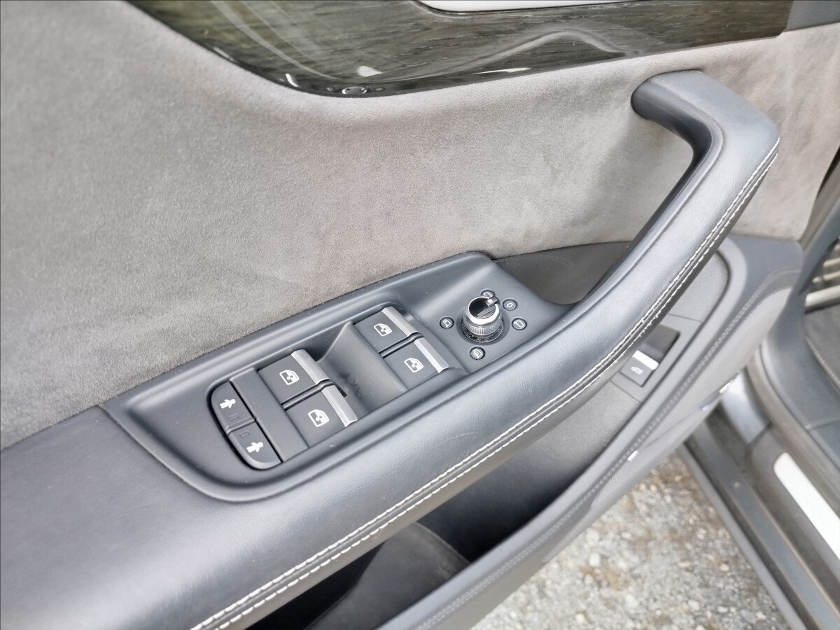 Audi Q7 SUV / Terénní 3,0 l 200 kw