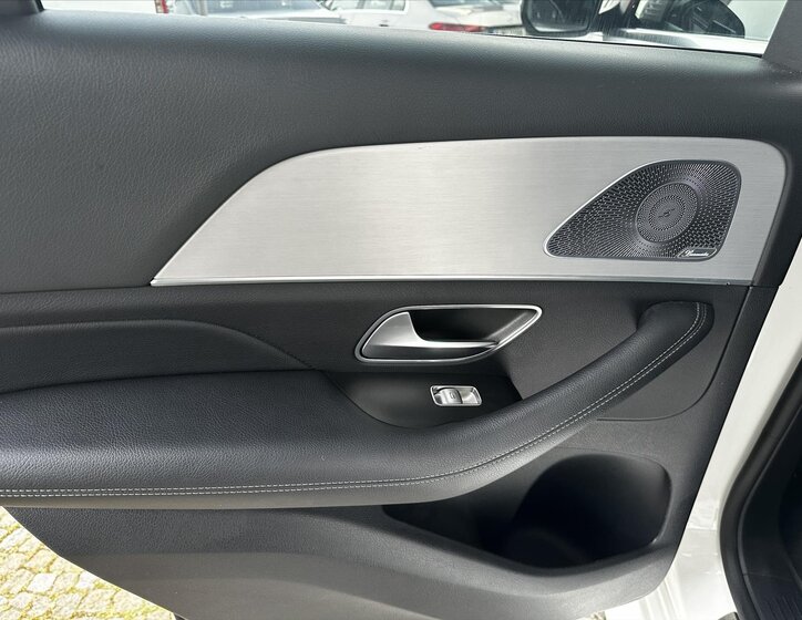 Mercedes-Benz GLE SUV 2,0 l 143 kw