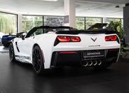 Chevrolet Corvette 4