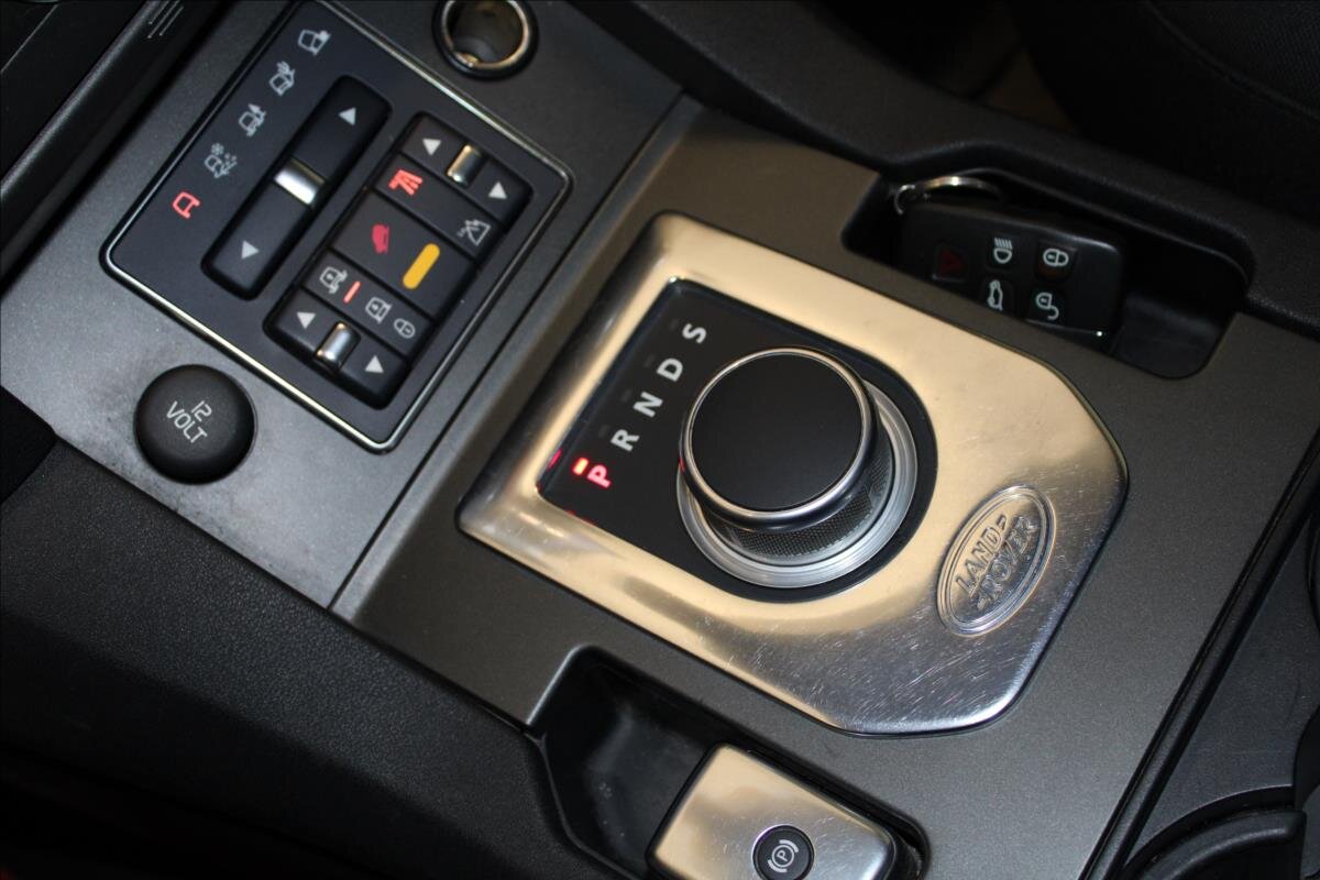 Land Rover Discovery SUV / Terénní 3,0 l 155 kw