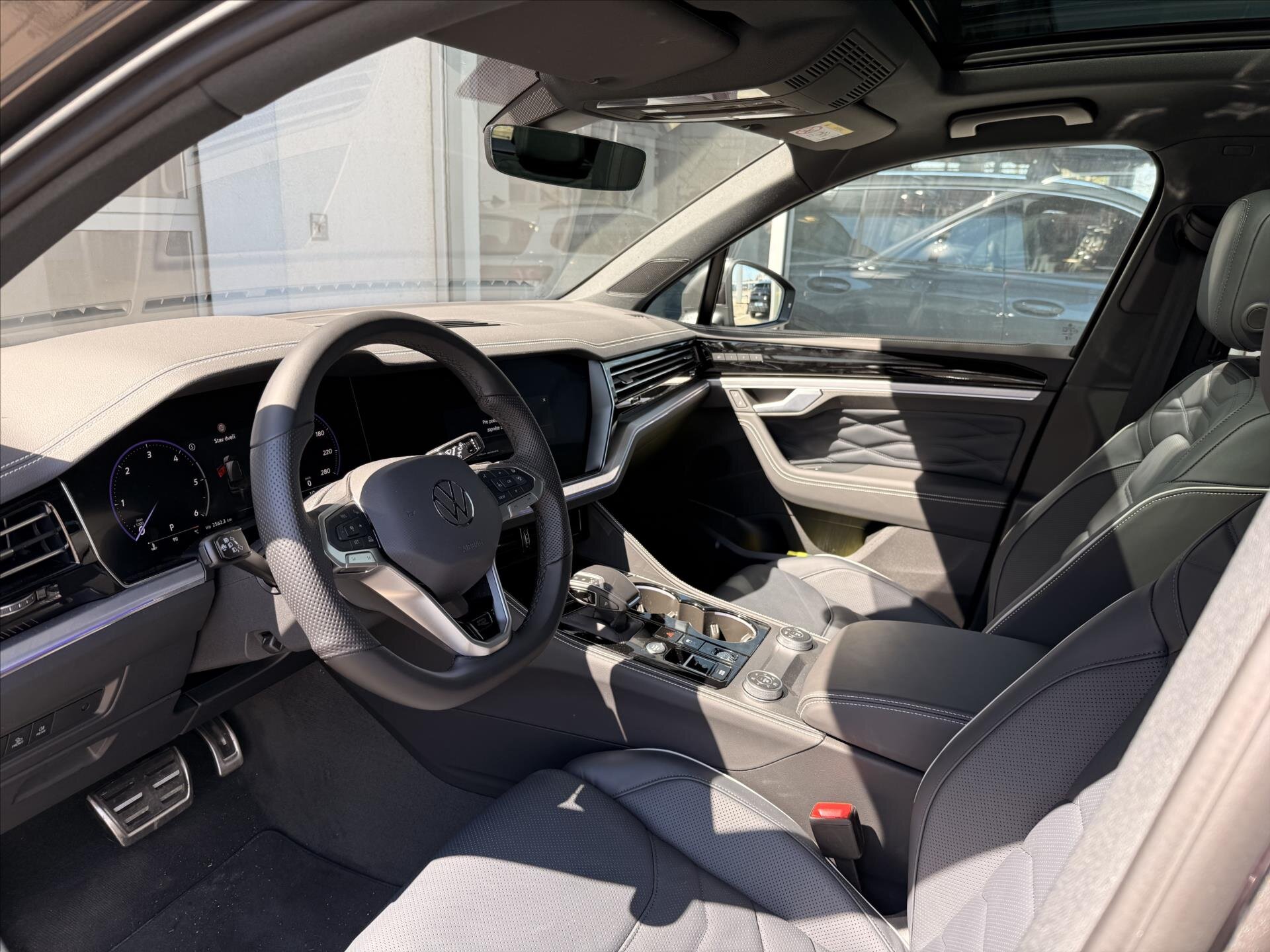 Volkswagen Touareg SUV / Terénní 3,0 l 210 kw