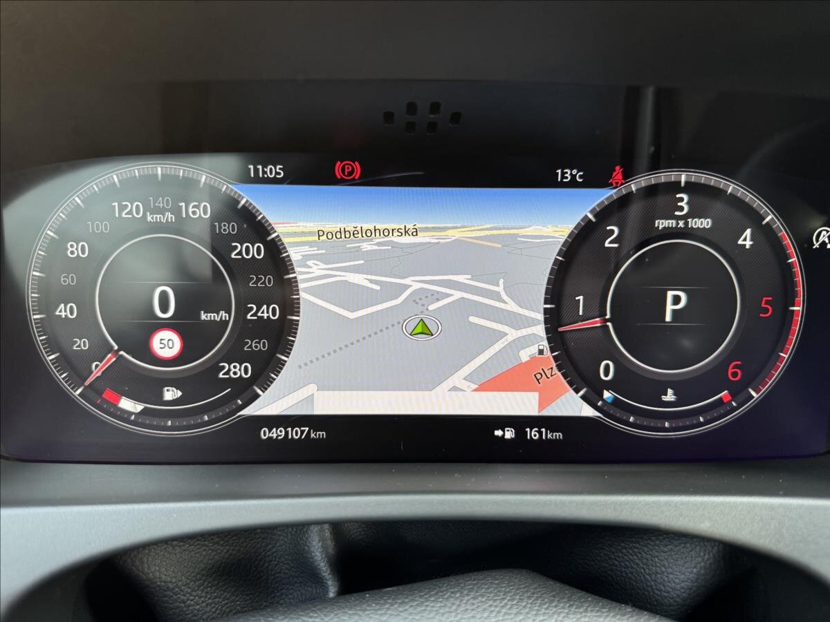 Jaguar F-Pace SUV / Terénní 2,0 l 132 kw