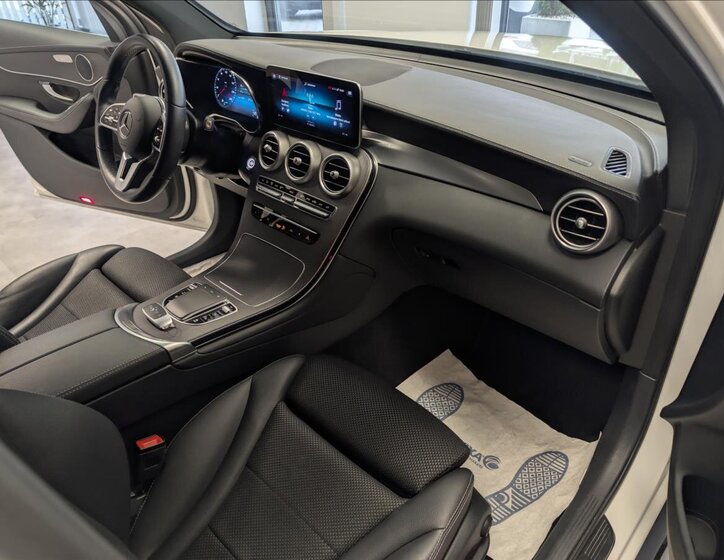 Mercedes-Benz GLC SUV 2,0 l 145 kw