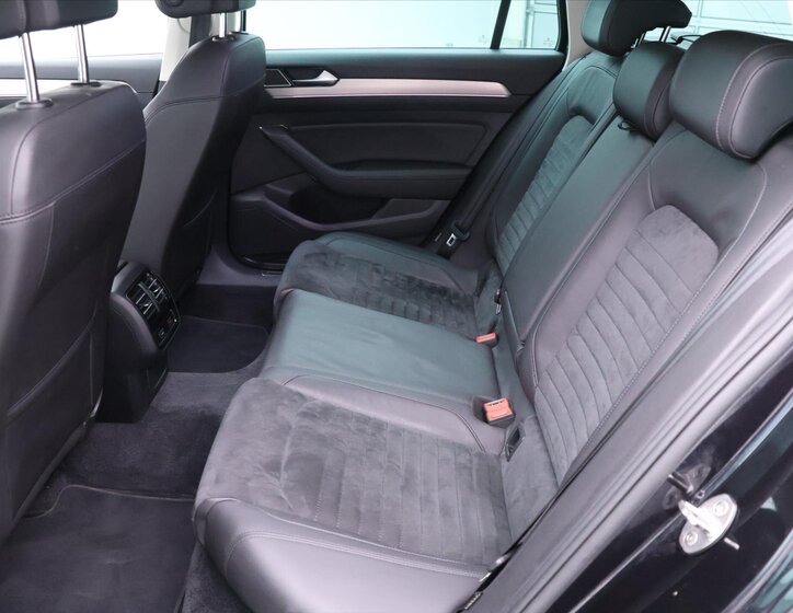 Volkswagen Passat Kombi 2,0 l 140 kw