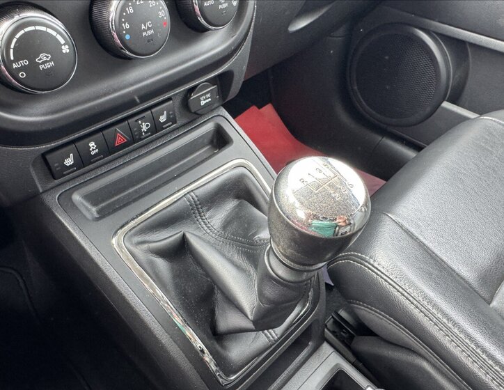 Jeep Compass SUV / Terénní 2,1 l 100 kw