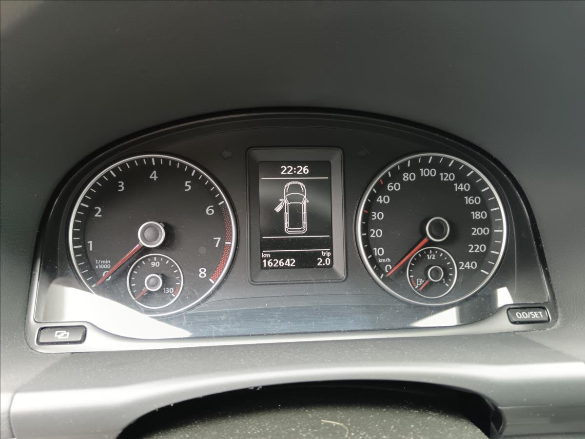 Volkswagen Touran Kombi 1,5 l 77 kw