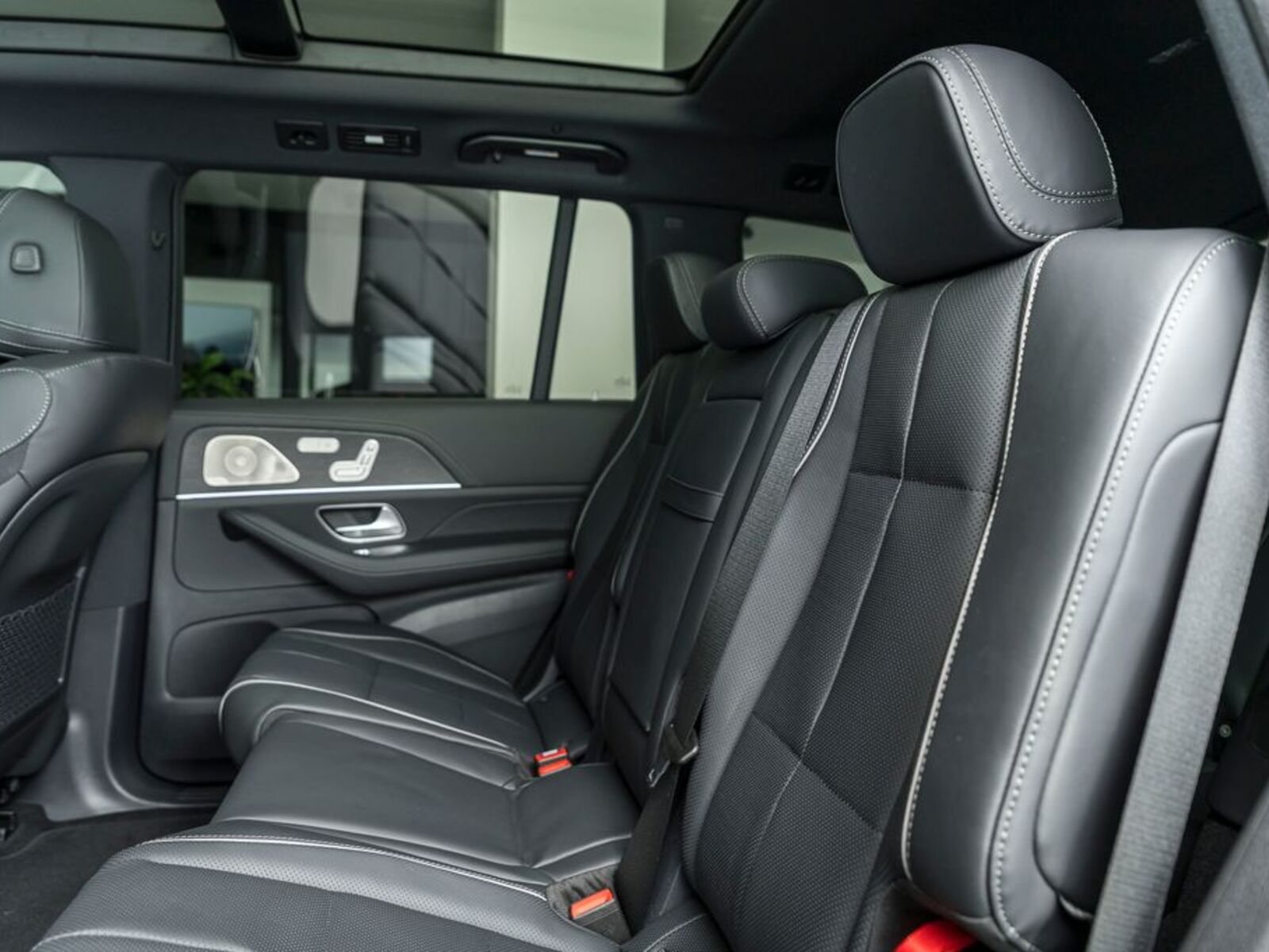 Mercedes-Benz Ostatní 8