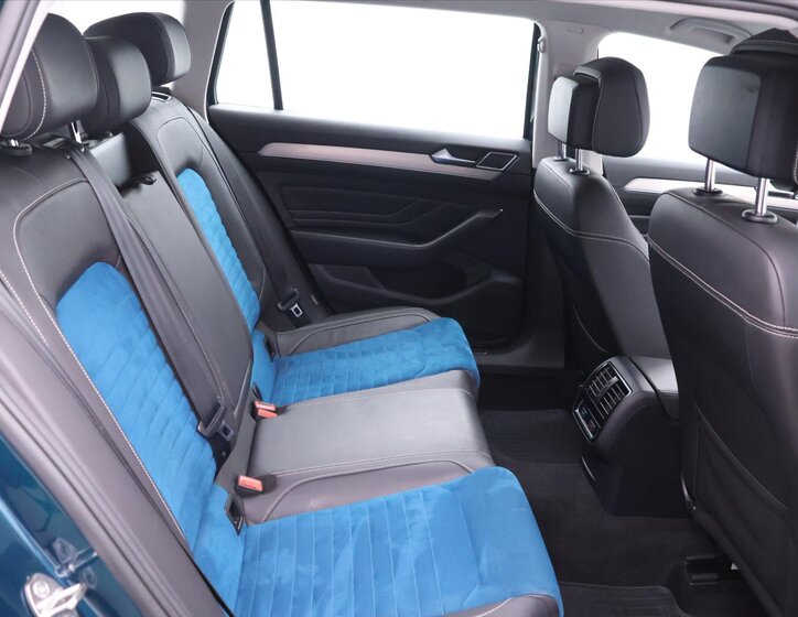 Volkswagen Passat Kombi 2,0 l 110 kw