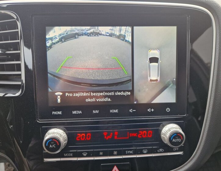 Mitsubishi Outlander SUV / Terénní 2,4 l 165 kw