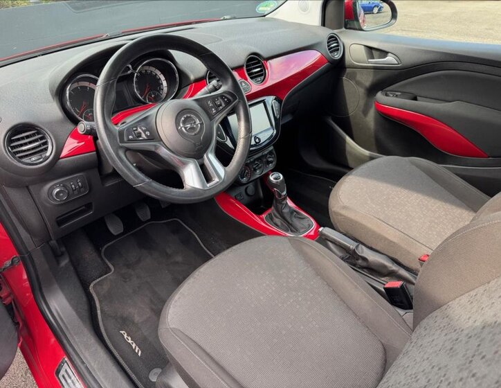 Opel Adam Hatchback 1,4 l 64 kw